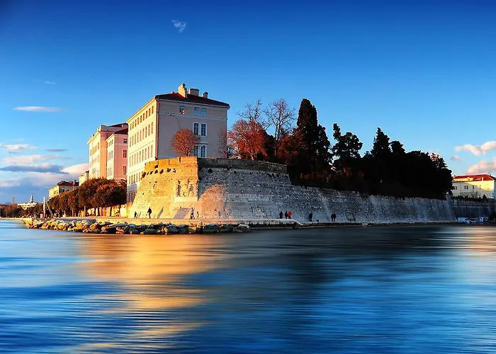 Pensión Scallop Regent